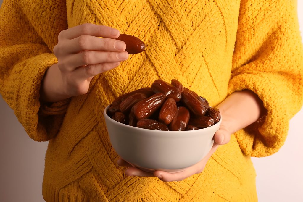 Health Benefits of Consuming Dry Dates Regularly